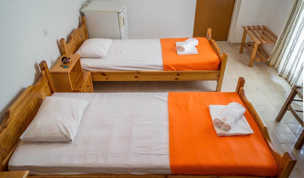 Monolithos Hotel Quarto foto