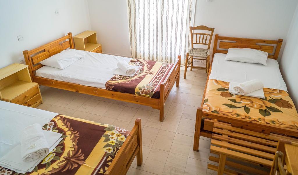 Monolithos Hotel Quarto foto